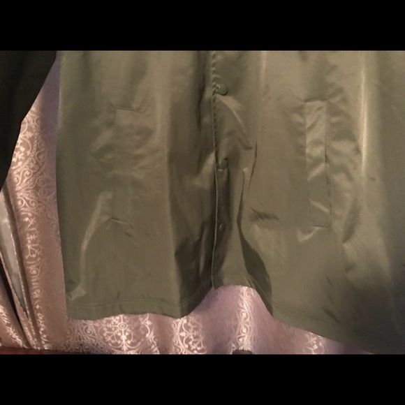 LuLaRoe Rain Jacket Olive Green Logo Jacket Sz L - Picture 5 of 8